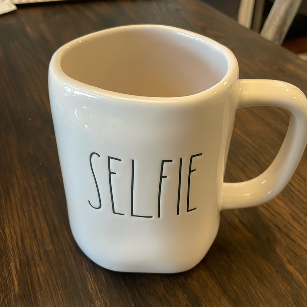 Rae Dunn Selfie Mug